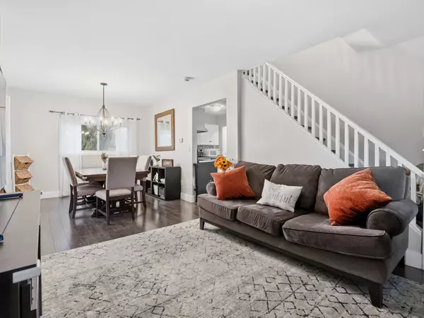 Welland, ON L3C 4M3,141 Elizabeth ST W