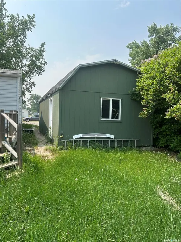321 WHITE STREET, Bienfait, SK S0C 0M0