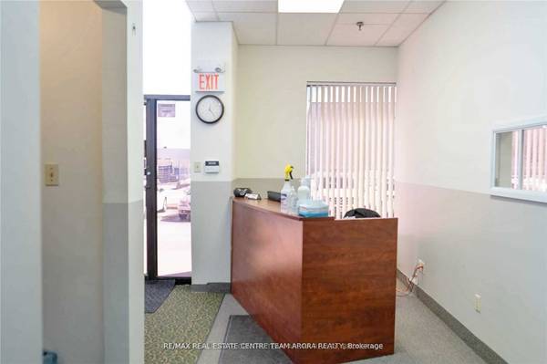 Mississauga, ON L5T 2M8,385 Admiral BLVD #5