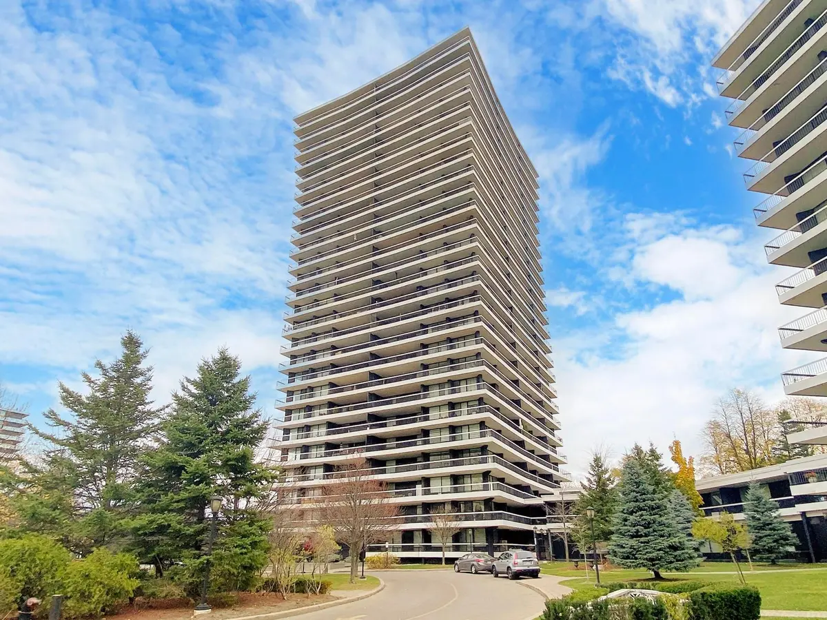 135 Antibes DR #1706, Toronto C07, ON M2R 2Z1