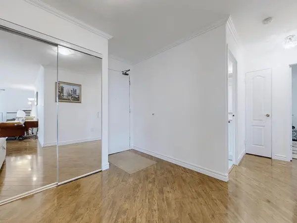 135 Antibes DR #1706, Toronto C07, ON M2R 2Z1