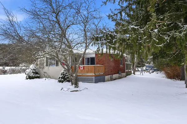 883 7th AVE, Hanover, ON N4N 2K3