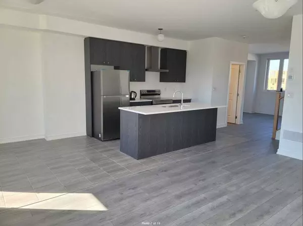 Barrie, ON L4N 0H7,35 Blue Forest CRES