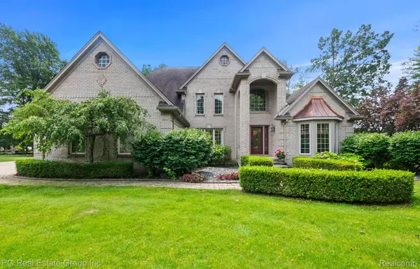 Shelby Twp, MI 48315,14348 Provim Forest CT