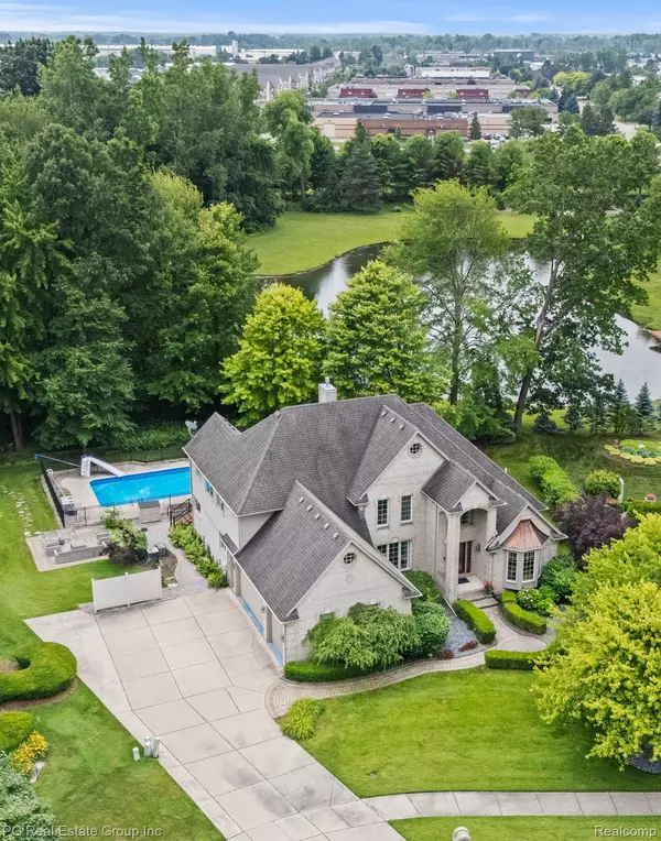 Shelby Twp, MI 48315,14348 Provim Forest CT