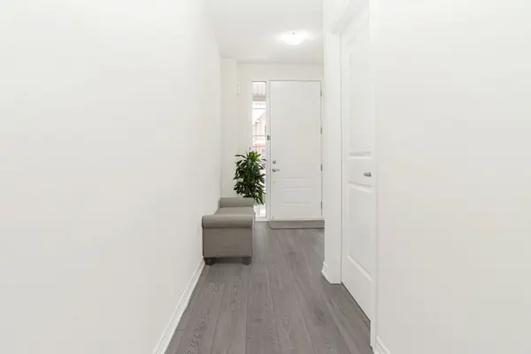 Erin, ON N0B 1T0,32 Brown ST