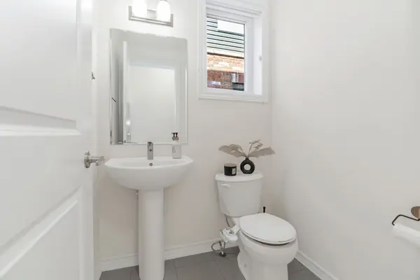 Erin, ON N0B 1T0,32 Brown ST