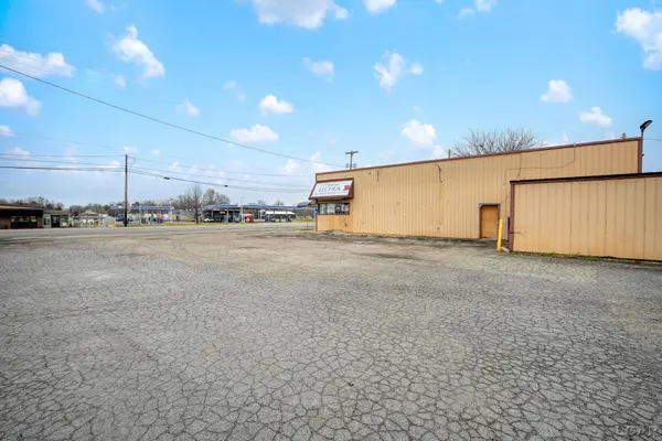 Adrian, MI 49221,2340 E US 223 Highway