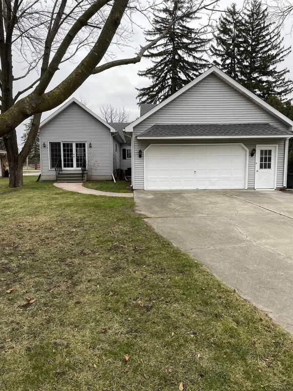 4345 Mackinaw, Saginaw, MI 48603