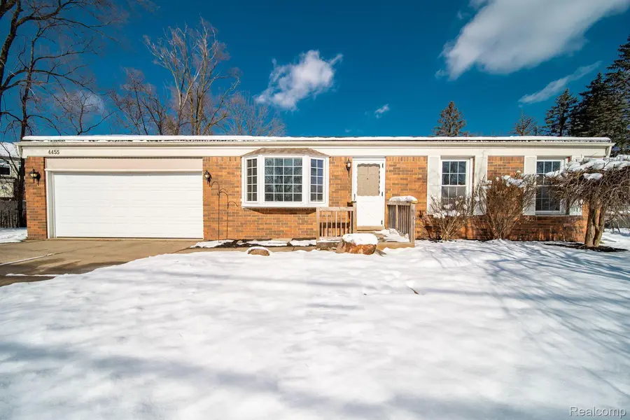 4455 23 MILE RD, MI 48316