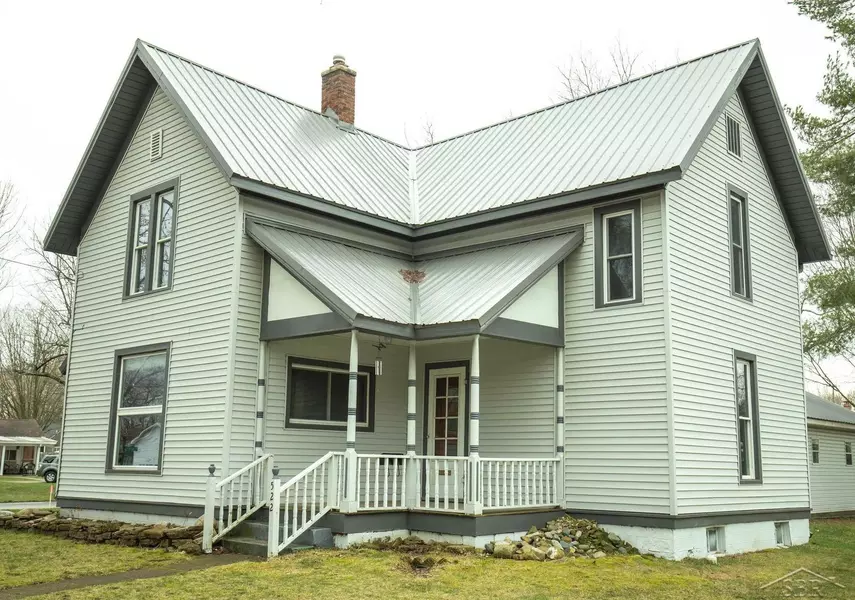 522 S Front Street, Chesaning, MI 48616