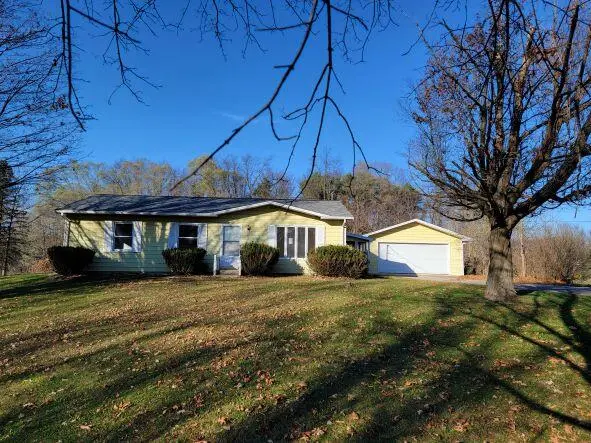 3835 E B AVE, Plainwell, MI 49080