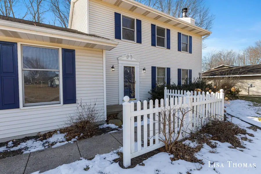 1030 Woodspointe DR SW, Byron Center, MI 49315