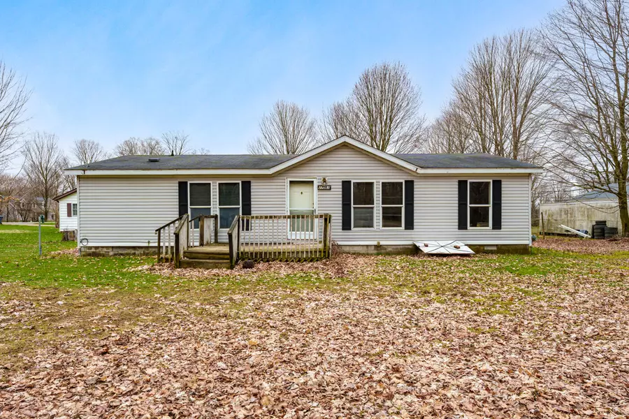 27567 22nd AVE, Gobles, MI 49055