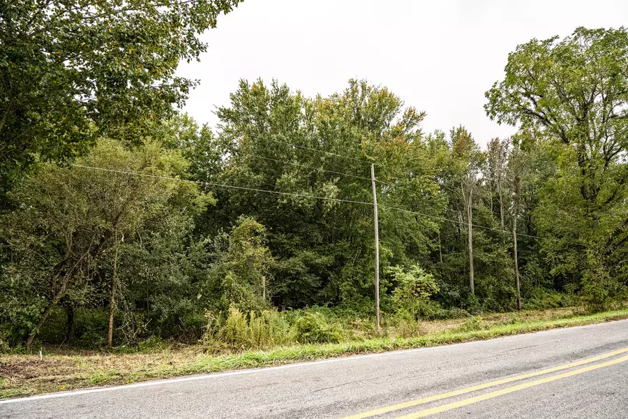 0 Madron Lake RD, Buchanan, MI 49107