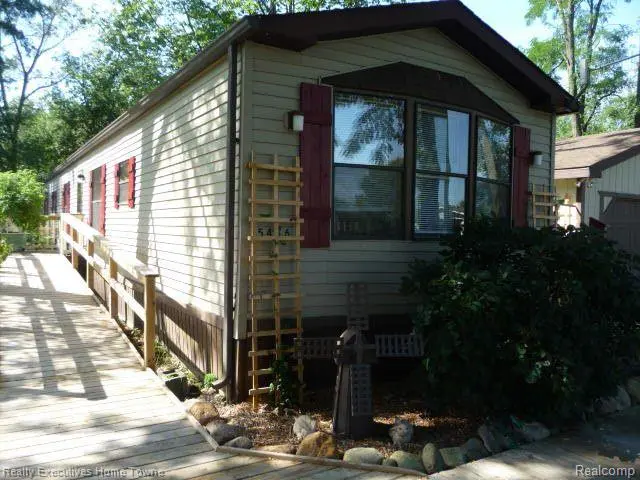 5446 STEVEN ST, MI 48422