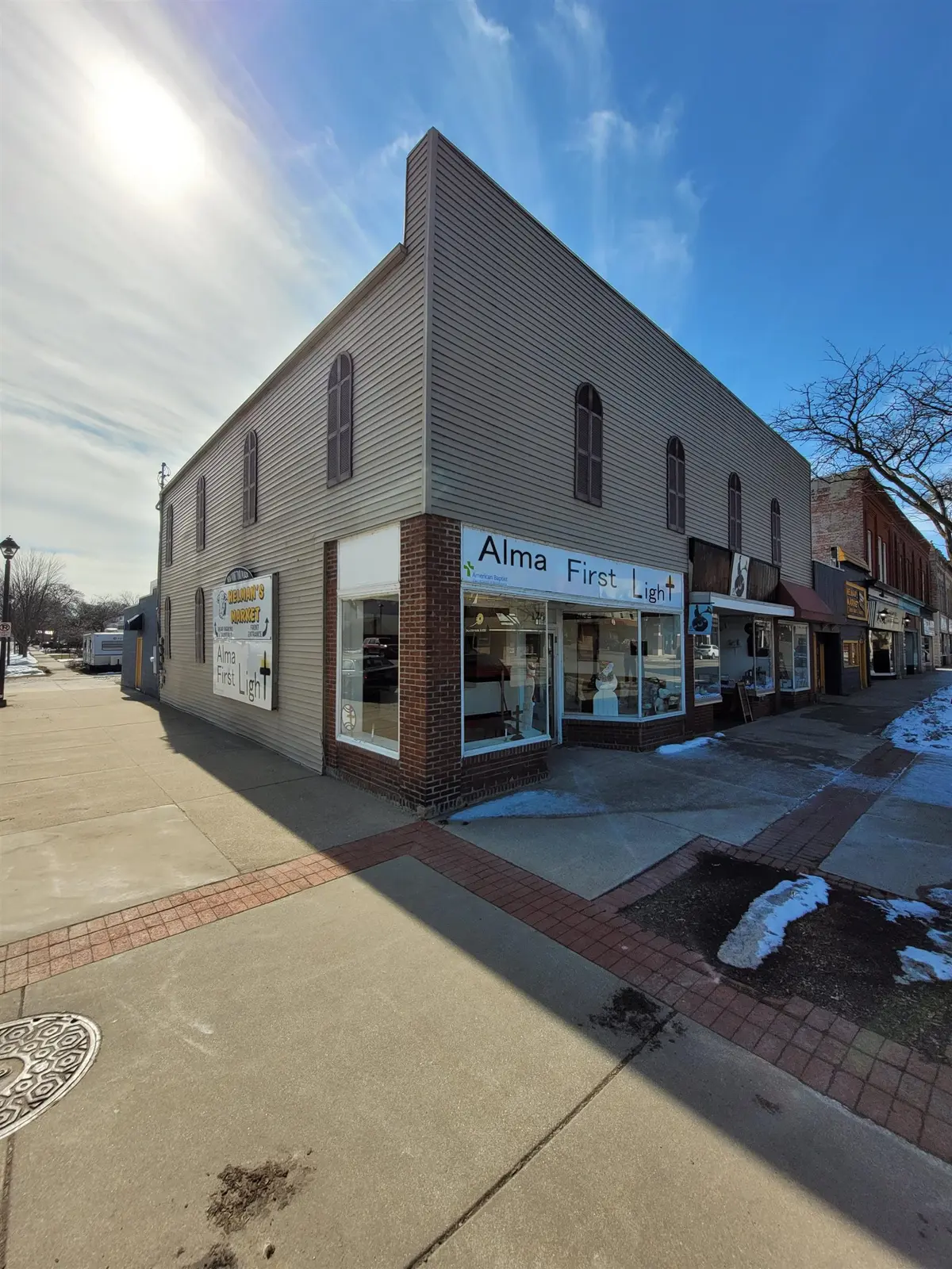Alma, MI 48801,124 E Superior Street