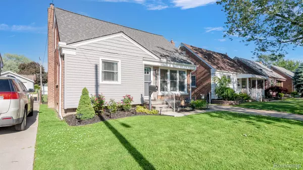 Allen Park, MI 48101,9903 RUTH AVE