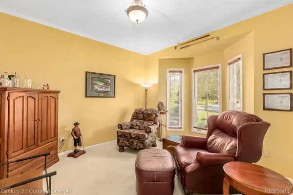 Novi, MI 48374,47619 GREENWICH DR