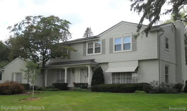 Bloomfield Hills, MI 48302,3845 PEABODY DR