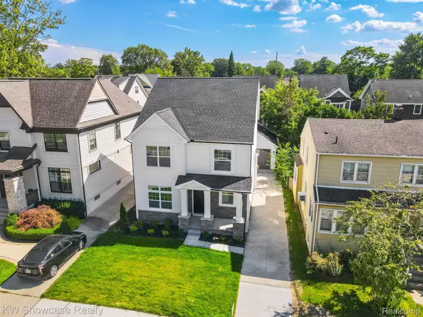 Royal Oak, MI 48067,622 E UNIVERSITY AVE