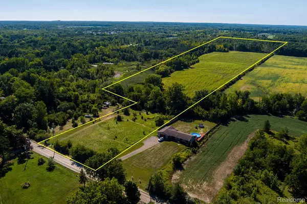 Grand Blanc, MI 48439,1455 W Cook