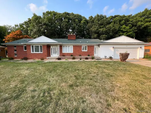 3202 Martharose CT, Flint, MI 48504