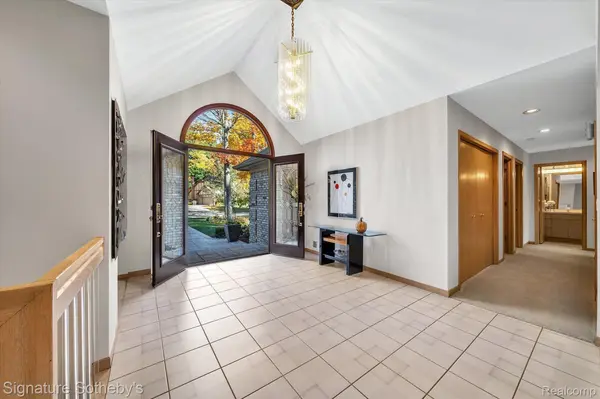 Troy, MI 48098,6536 CRABAPPLE