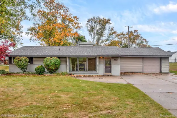 Novi, MI 48375,23983 W LE BOST ST