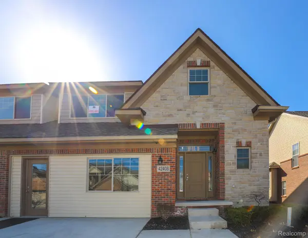 Plymouth, MI 48170,42612 Gateway DR #61