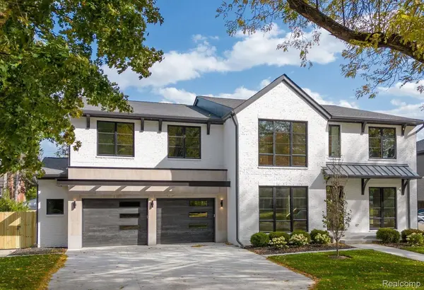 Birmingham, MI 48009,1242 Willow LN