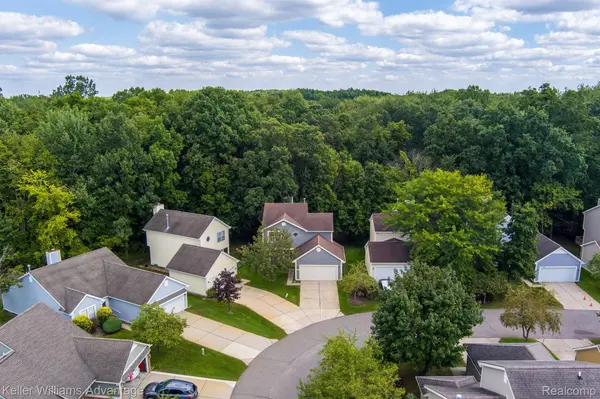 Novi, MI 48377,41498 Cornell DR