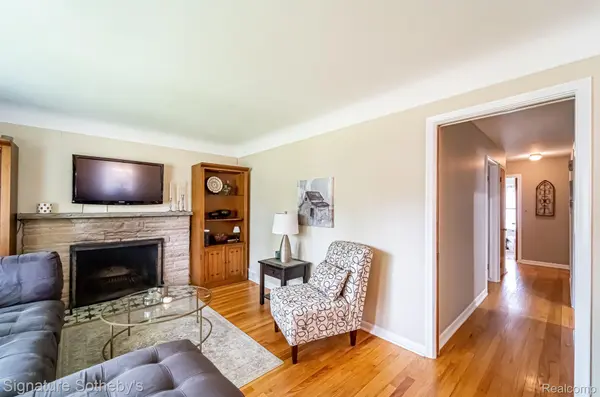 Birmingham, MI 48009,1750 BRADFORD RD