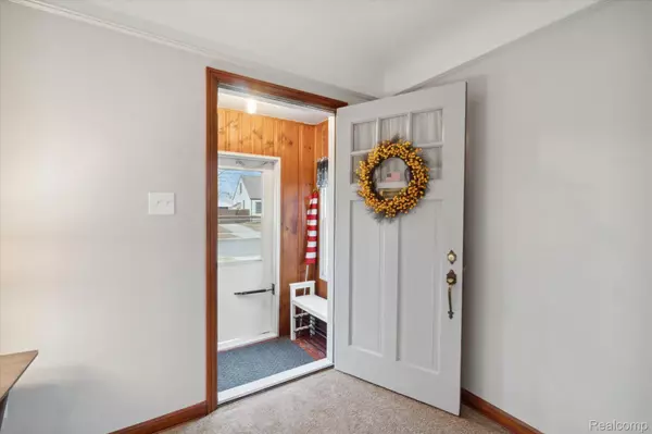 MI 48192,1422 19th ST