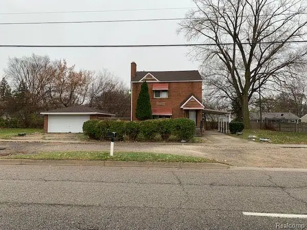 MI 48035,21864 15 MILE RD