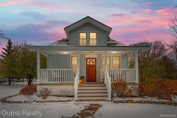 240 W WATTLES RD, MI 48098