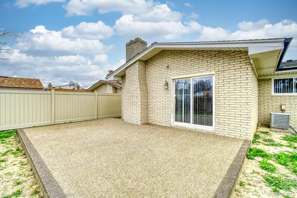 MI 48310,37011 Tricia  DR