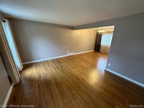 Northville, MI 48167,616 Reed CT