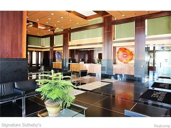 MI 48009,411 S OLD WOODWARD AVE #924