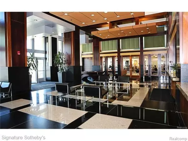 MI 48009,411 S OLD WOODWARD AVE #924