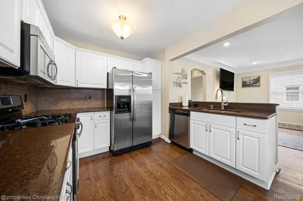 MI 48067,818 N CONNECTICUT AVE