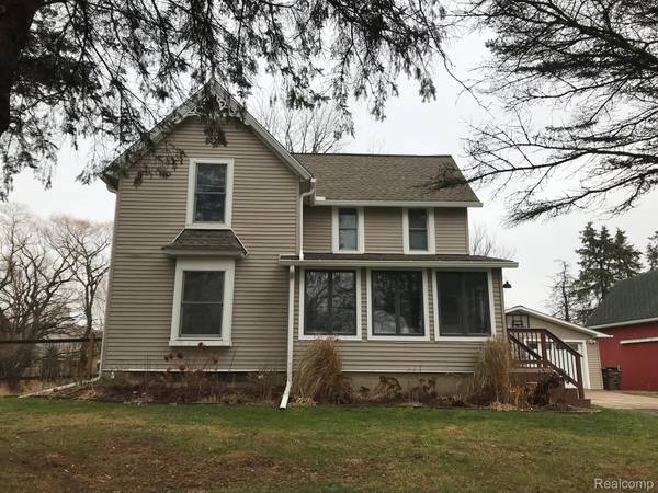 1992 HOPPE RD, MI 48118