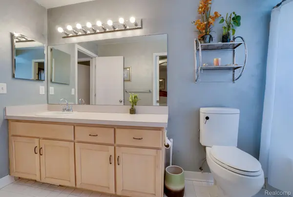 MI 48047,49165 TOWNSEND LN