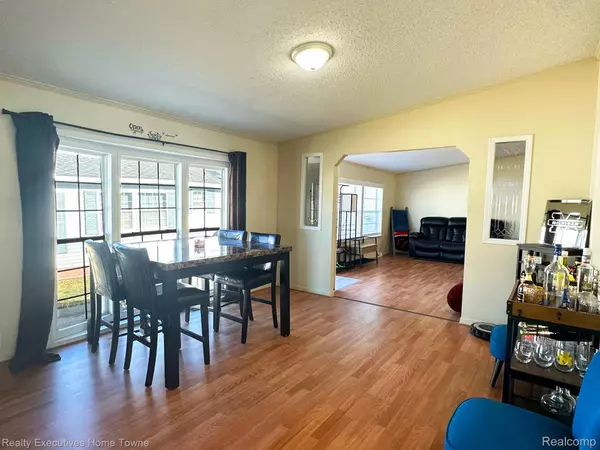 MI 48044,45164 Catalpa Blvd