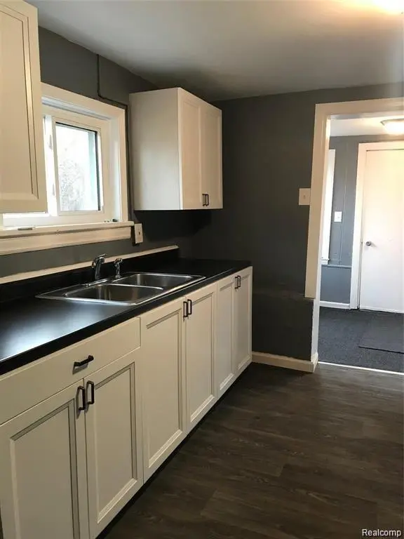 Pontiac, MI 48341,383 BLOOMFIELD AVE