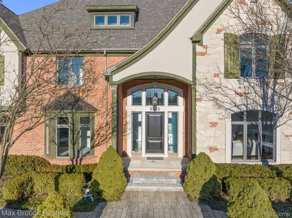 MI 48304,5215 BROOKDALE RD