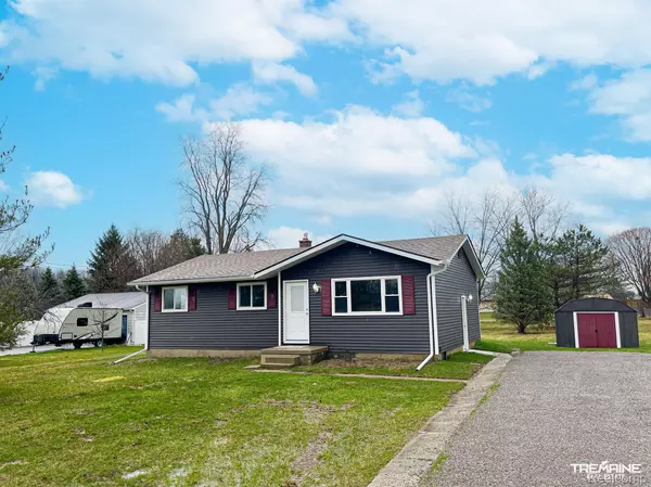 2391 MIAMI BEACH DR, Flint, MI 48507