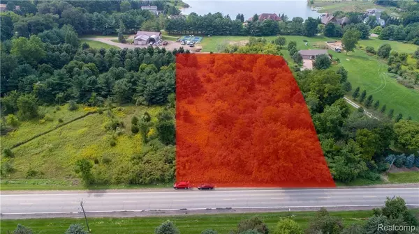 Milford, MI 48356,VAC Old Plank RD