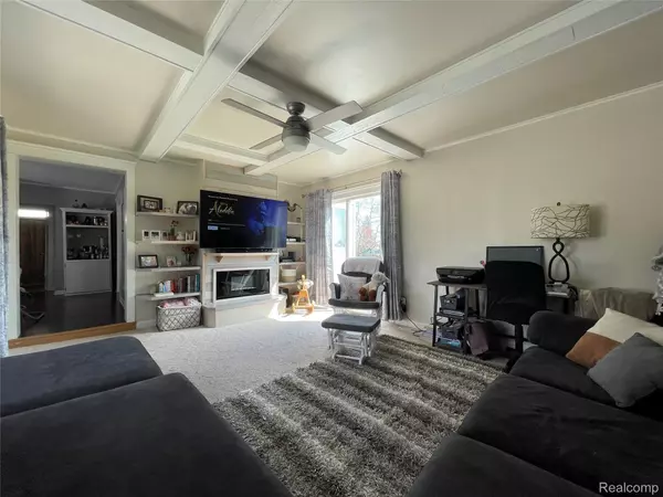 Clarkston, MI 48348,9598 DARTMOUTH RD