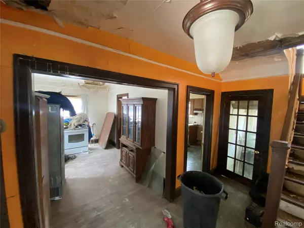 Highland Park, MI 48203,21 PURITAN ST